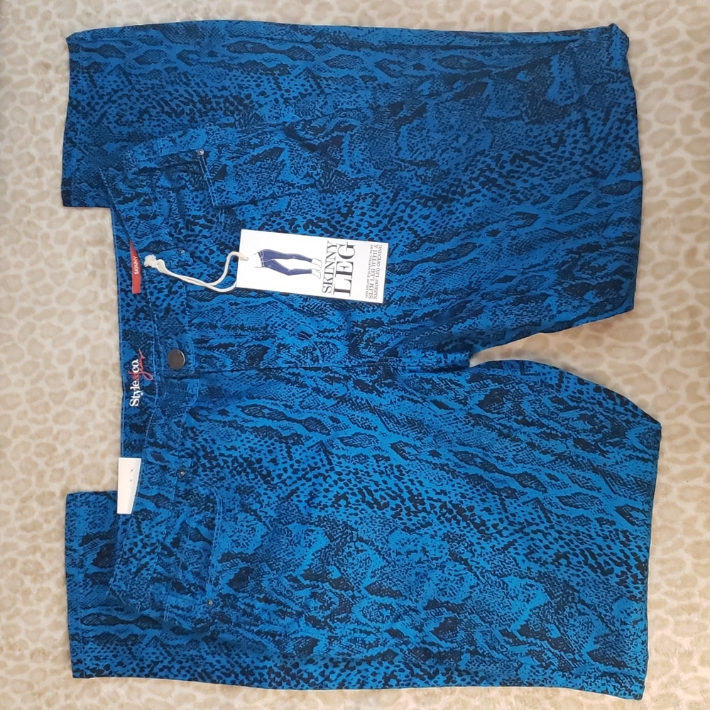 Style & Co Jeans Womans Snake Print Skinny Leg Pants